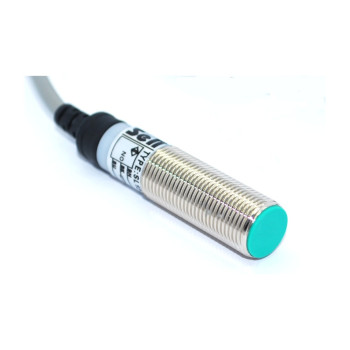 SL12-D04NLA 12mm Endüktif Sensör – 4mm Algılama, NPN NO, 2m Kablolu