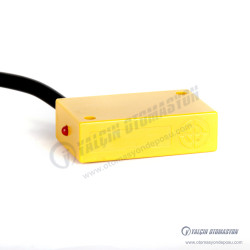 LMF5-3004PC 40x25x12mm Plastik Kübik Sensor 4mm Algılama 10-30V DC PNP NO/NC Kontak 2metre 4 Kablo LMF5-3004PC 40x25x12mm Plastik Kübik Sensor 4mm Algılama 10-30V DC PNP NO/NC Kontak 2metre 4 Kablo